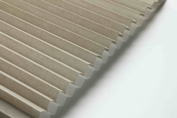 Honingraat Plisségordijn - Dakraam - Linnenbeige