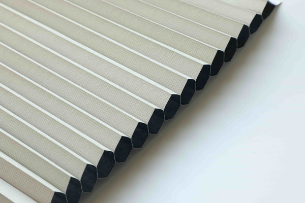 Honingraat Plisségordijn - Dakraam - Kiezelgrijs